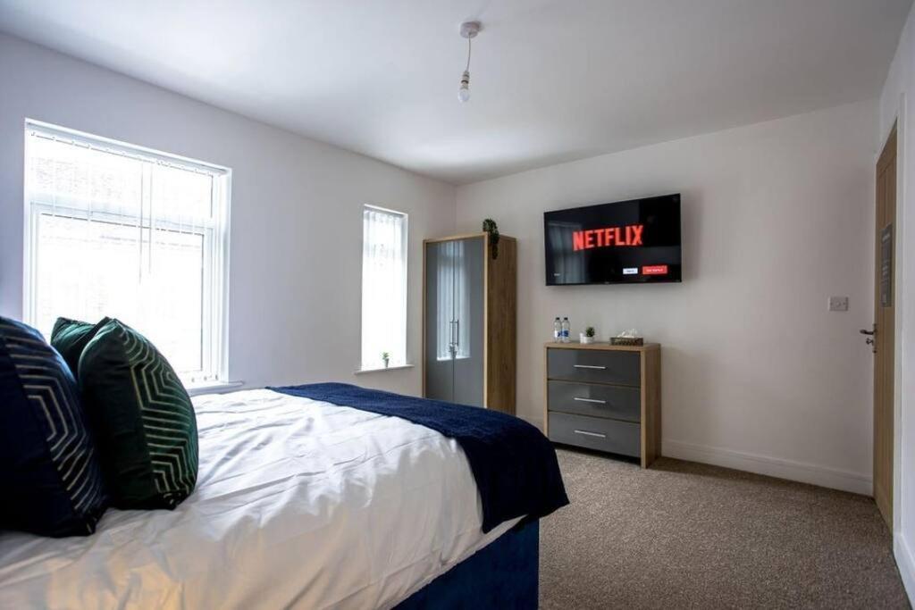 Cruise Cruise Cribs - Beresford Stoke-on-Trent